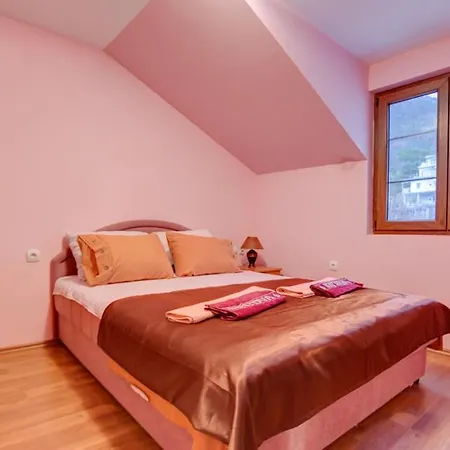 Apartment Sunny Budva